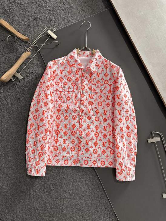 Picture of Louis Vuitton Jackets _SKULVM-4XL13xr0131781